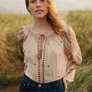 Doen Mystic blouse size medium